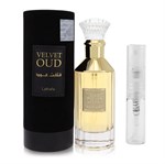 Velvet Oud by Lattafa - Eau de Parfum - Perfume sample - 2 ml