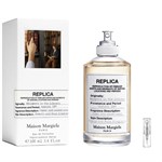 Maison Margiela Whispers in the Library - Eau de Toilette - Perfume sample - 2 ml